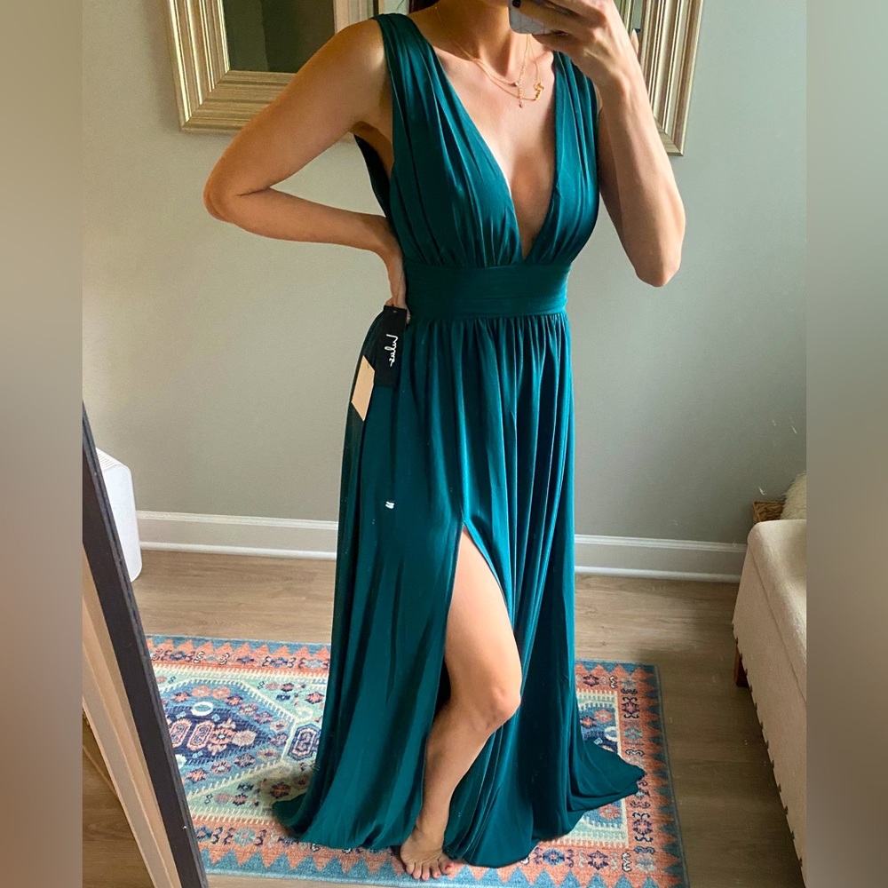Lulu’s Forest Green Maxi Dress never worn